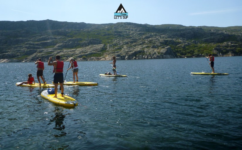 Let's SUP lagoa comprida serra da estrela stand up paddle passeio tours