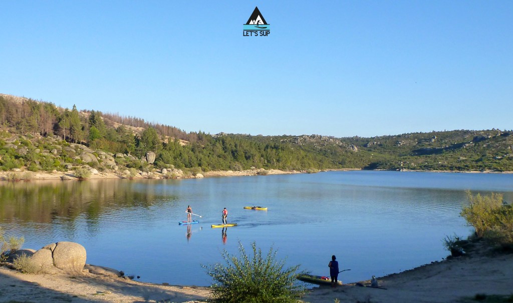 let's sup stand up paddle sunset sup tour pôr do sol vale do rossim serra da estrela
